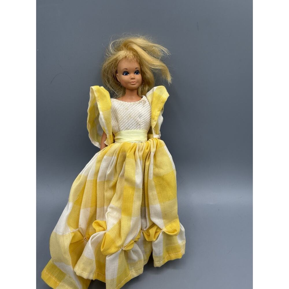 Vintage Skipper Doll 1970s Mattel Blonde Yellow Plaid Dress